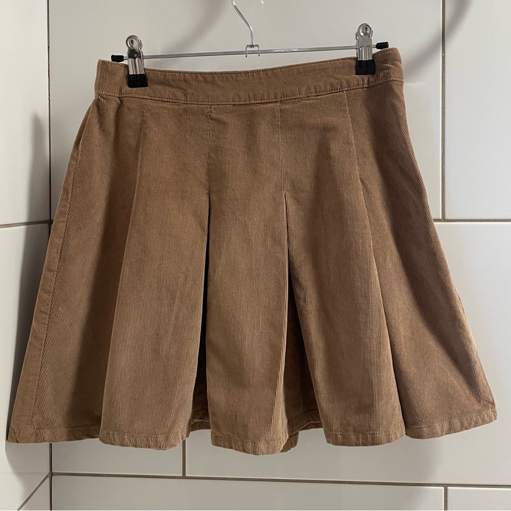 Hollister high rise corduroy pleated mini skirt